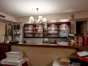 Bar 2